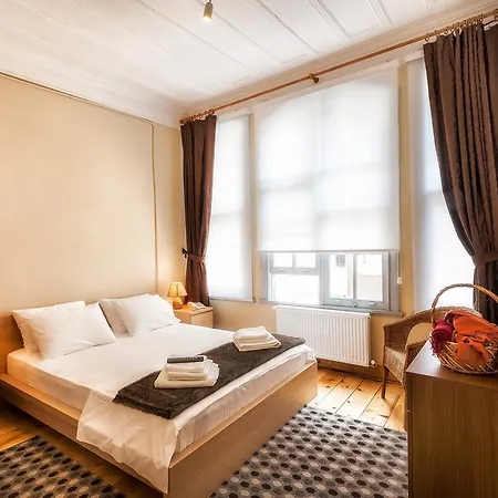 Apart-hotel Educa Suites Balat 3*