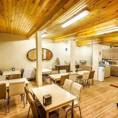 Educa Suites Balat
